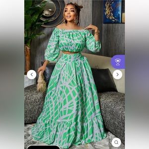 Two piece gorgeous dress. Dress up or down.